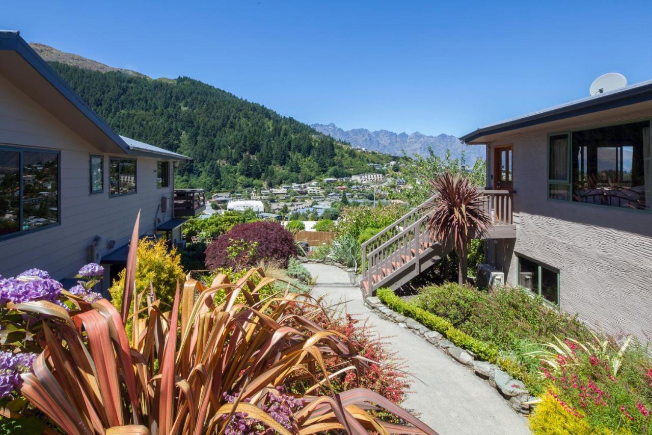 Coronet View Aparthotel 3*
